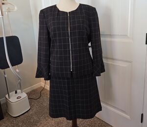Size 14 JOHN MEYER NAVY windowpane Skirt Suit